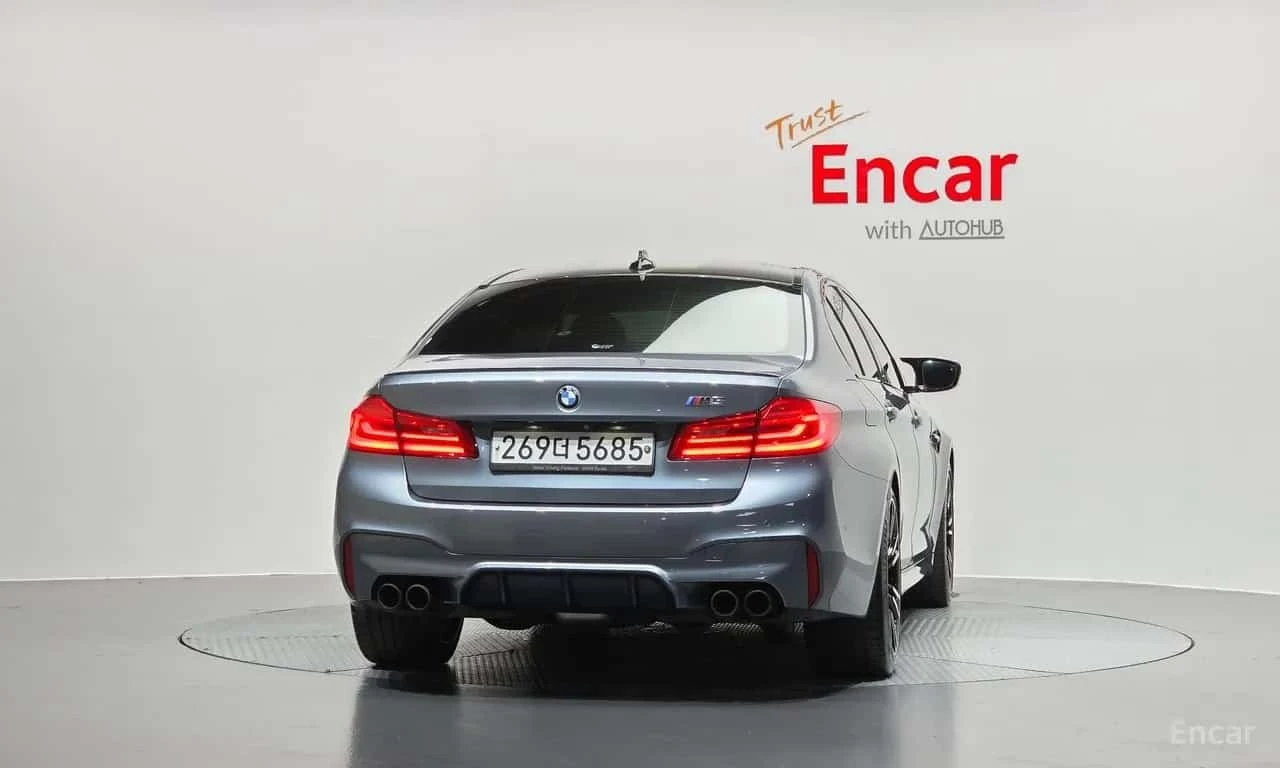 BMW M5 * Sedan * 360 КАМЕРИ * ФИКСИРАНА ЦЕНА ДО БЪЛГАРИЯ , снимка 4 - Автомобили и джипове - 56357675