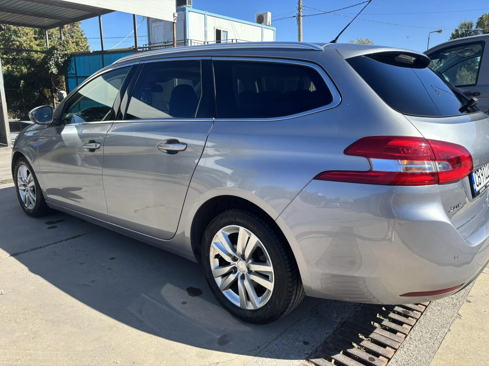 Peugeot 308 Peugeot 308 1.6 BlueHDi, 120 �.�., EURO 6, ����� � | Mobile.bg � ����������� 7