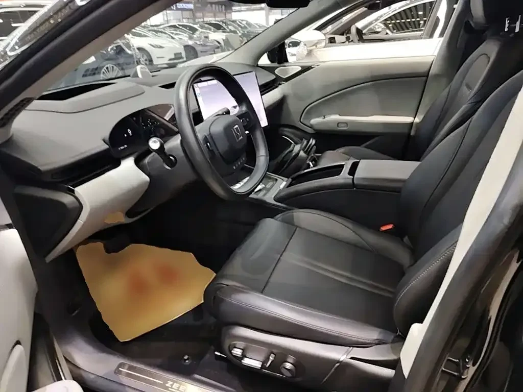 Zeekr 7 GT AWD 75 kWh, снимка 10 - Автомобили и джипове - 56707402