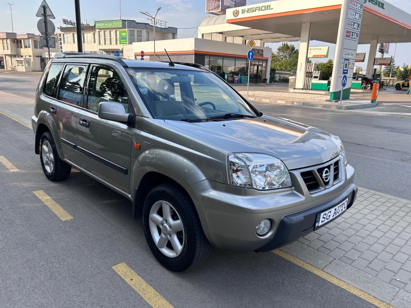 Nissan X-trail 2.0 4WD УНИКАТ 51хил.км!!!, снимка 3 - Автомобили и джипове - 47135808