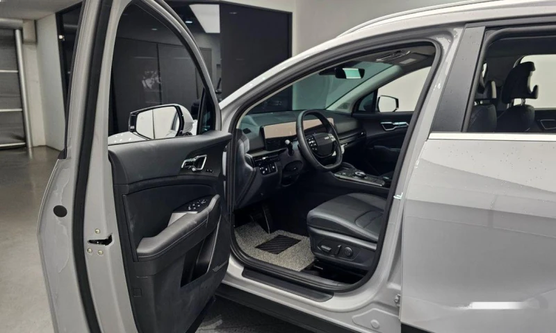 Kia Sportage Gasoline 1.6 Turbo 2WD Signature, снимка 11 - Автомобили и джипове - 51992627