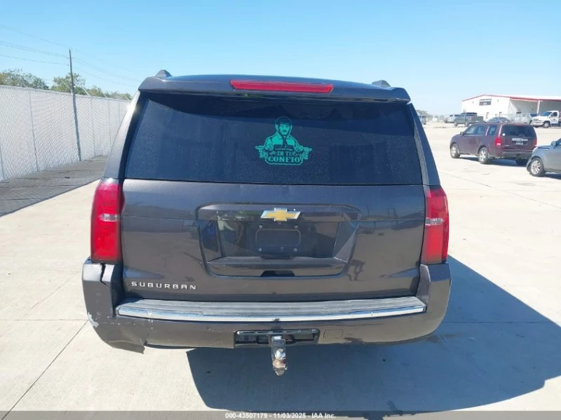 Chevrolet Suburban 5.3L V-8 DI, VVT, 355HP 4X2 Drive, снимка 8 - Автомобили и джипове - 53077867