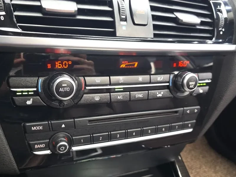 BMW X4 2.0d xDrive - САМО 30% АВАНС, снимка 17 - Автомобили и джипове - 56069865