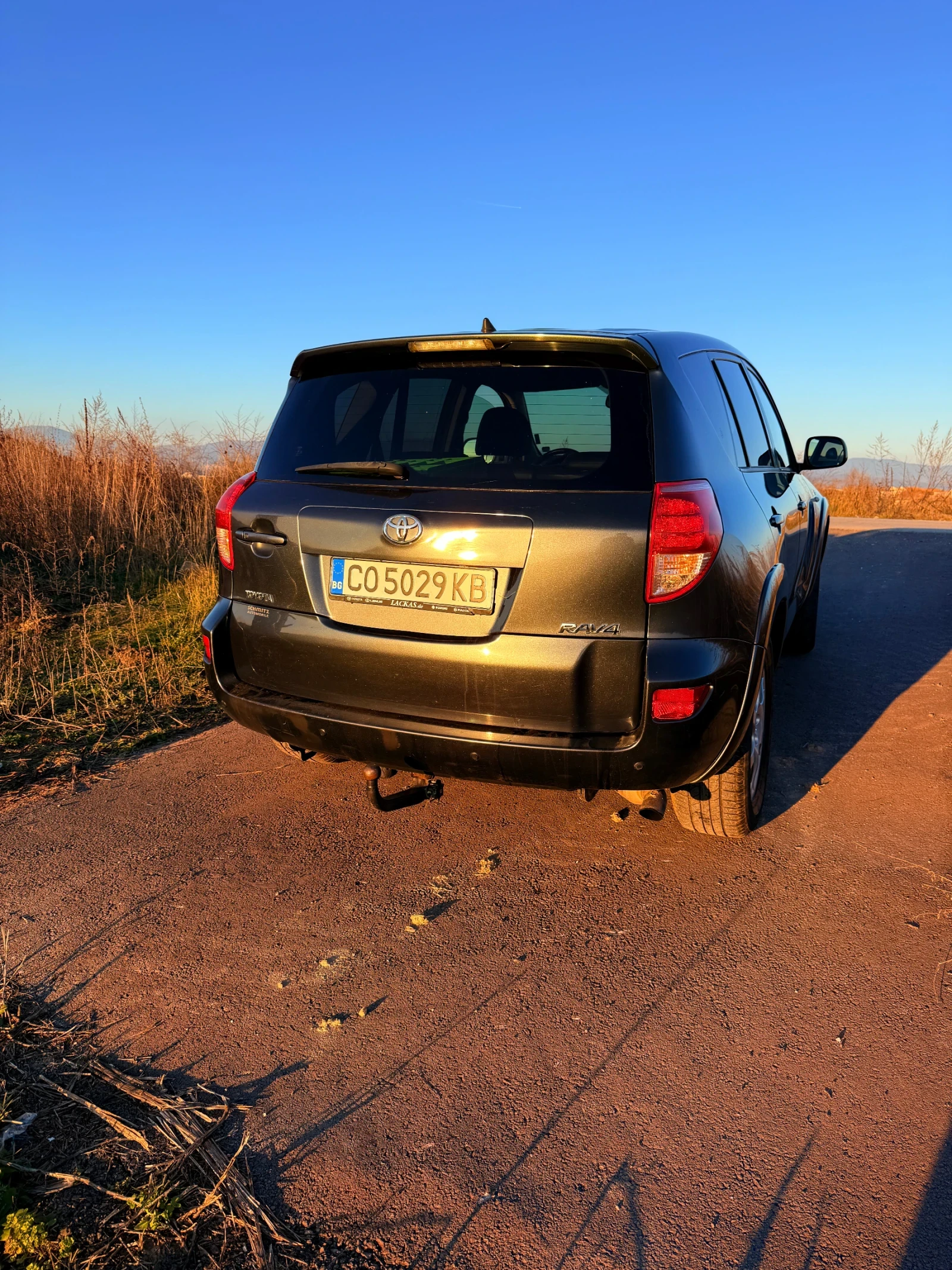 Toyota Rav4 2.2 - изображение 6