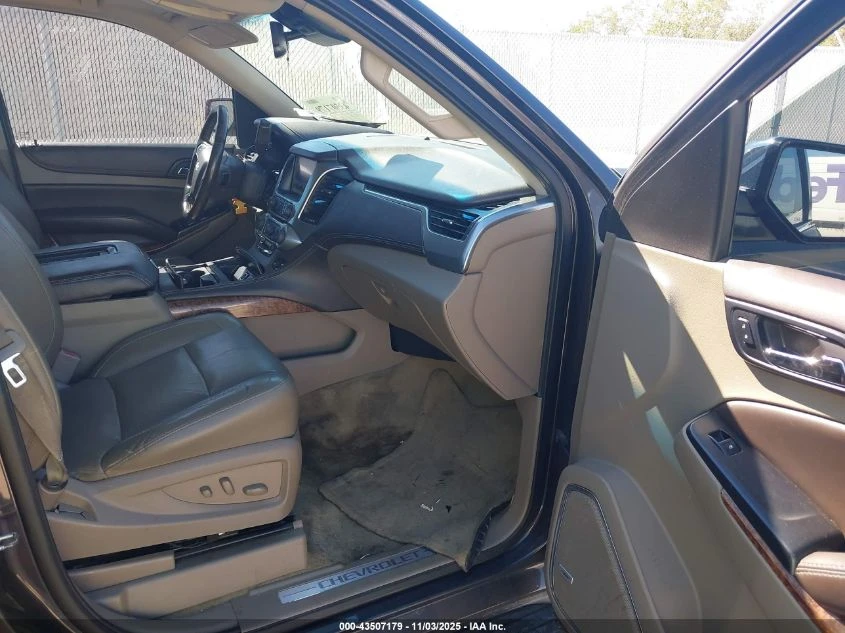 Chevrolet Suburban 5.3L V-8 DI, VVT, 355HP 4X2 Drive | Mobile.bg � ����������� 12