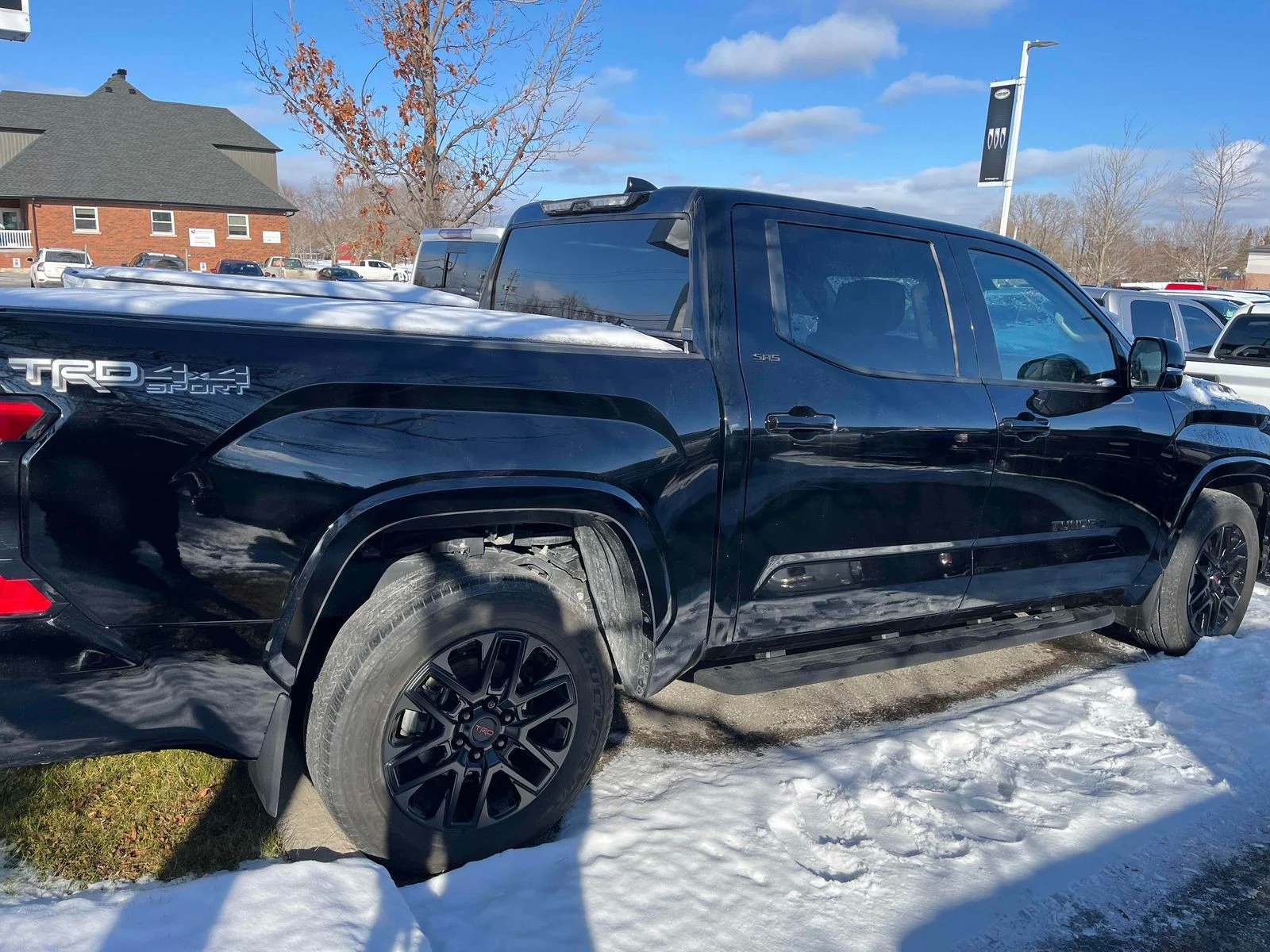 Toyota Tundra SR С РЕГИСТРАЦИЯ & АВТО КРЕДИТ - изображение 4