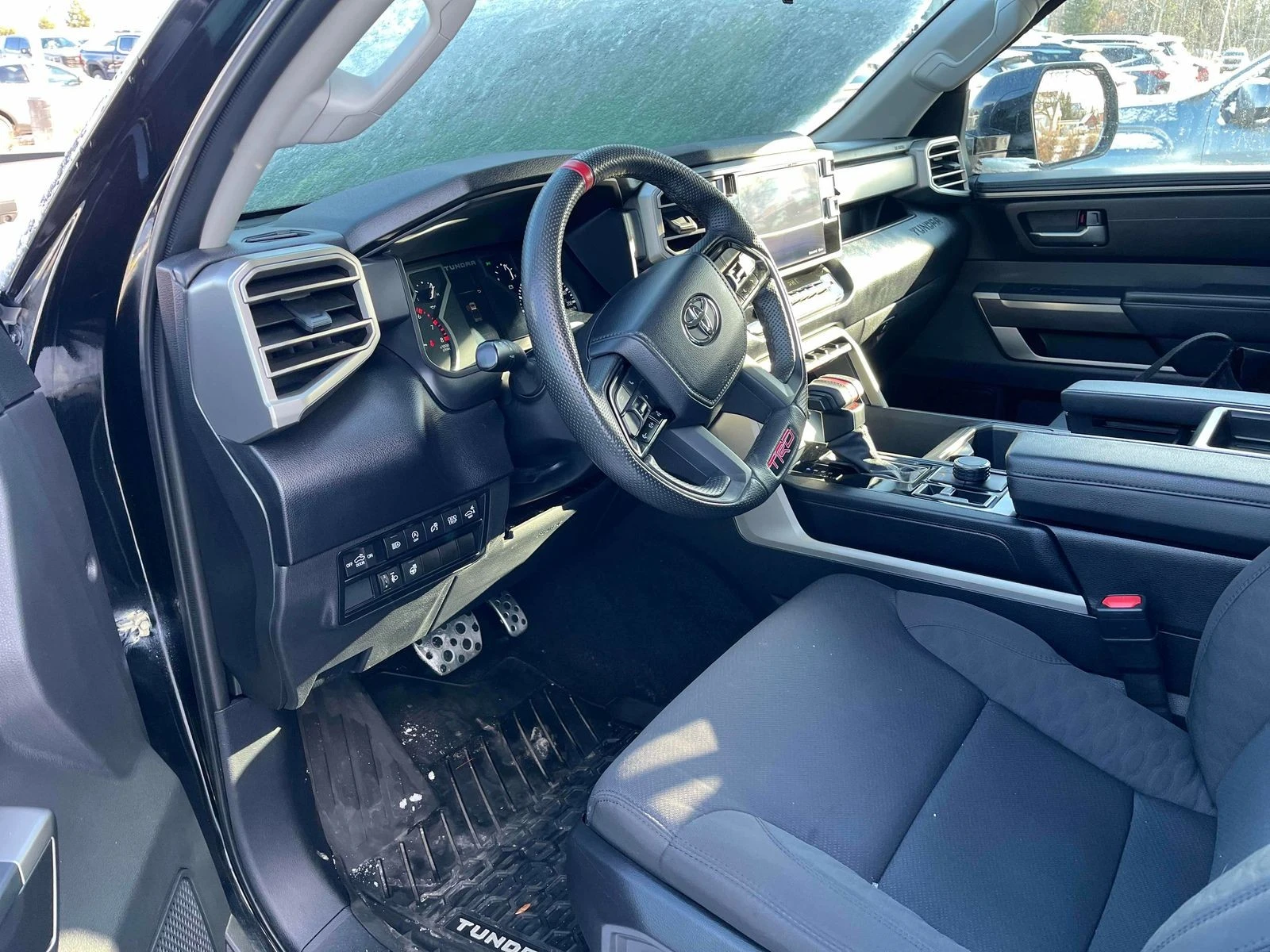 Toyota Tundra SR С РЕГИСТРАЦИЯ & АВТО КРЕДИТ - изображение 7