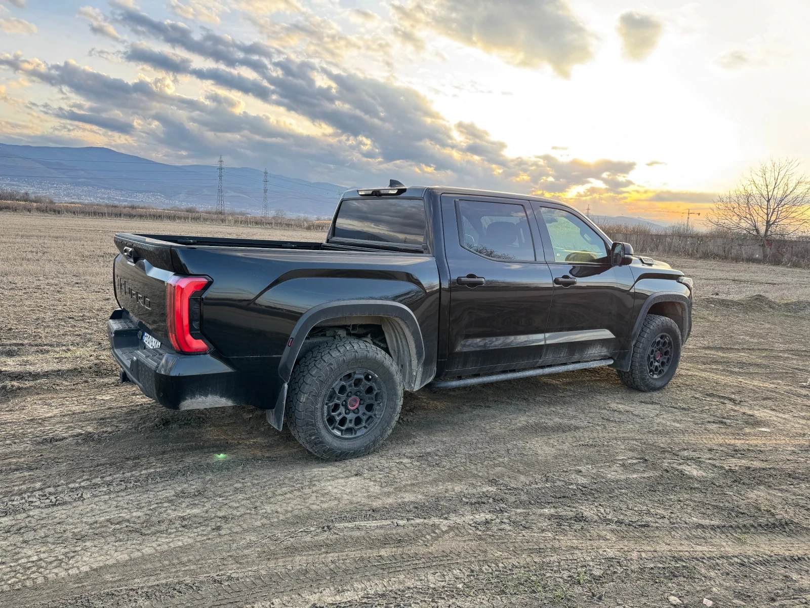 Toyota Tundra TRD Pro I - Force Max 3.5L Hybrid  - изображение 3