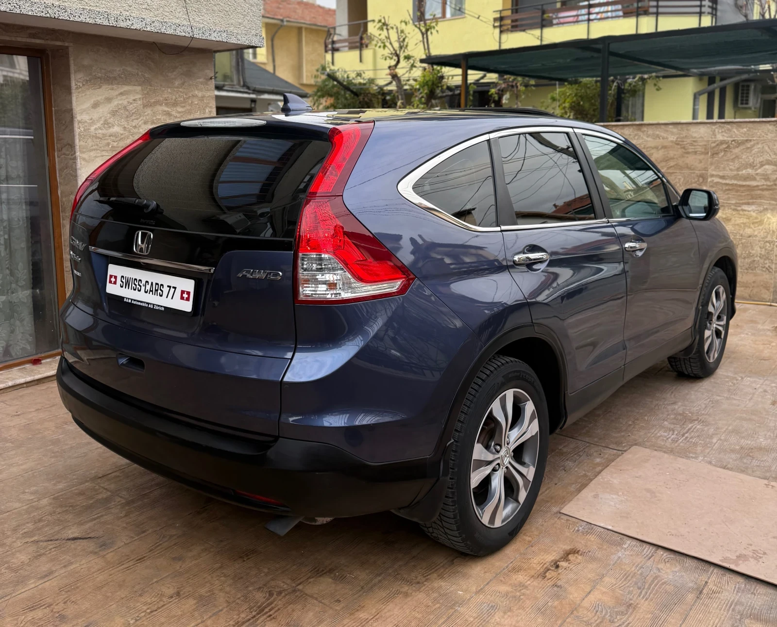 Honda Cr-v 2.4 i-VTEC AWD ШВЕЙЦАРИЯ 100 % РЕАЛЕН ВИДЕО ЛИЗИНГ, снимка 6 - Автомобили и джипове - 54014868