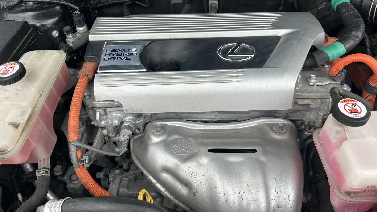 Lexus NX 300h 2.5 Hybrid, снимка 12 - Автомобили и джипове - 54111136