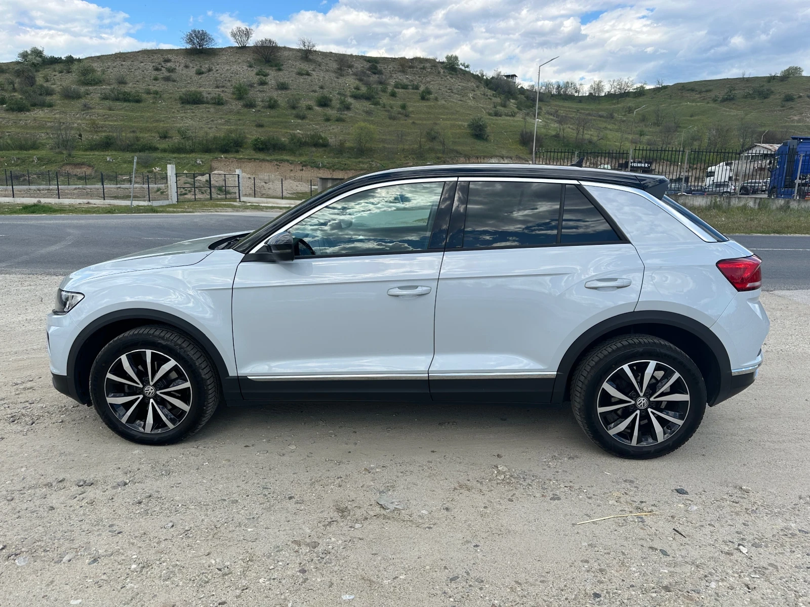 VW T-Roc 1.6TDi 116ps DIGITAL, снимка 4 - Автомобили и джипове - 54125837