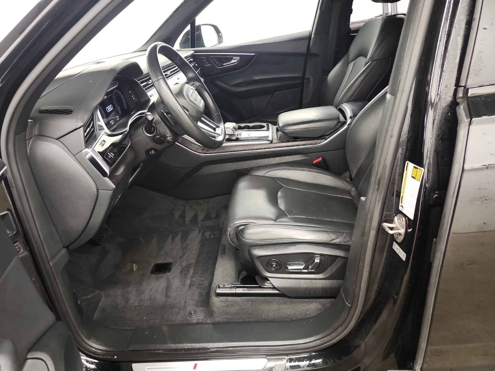 Audi Q7 TECHNIK * ОБДУХВАНЕ * 360 КАМЕРА * CARFAX * , снимка 7 - Автомобили и джипове - 54257541