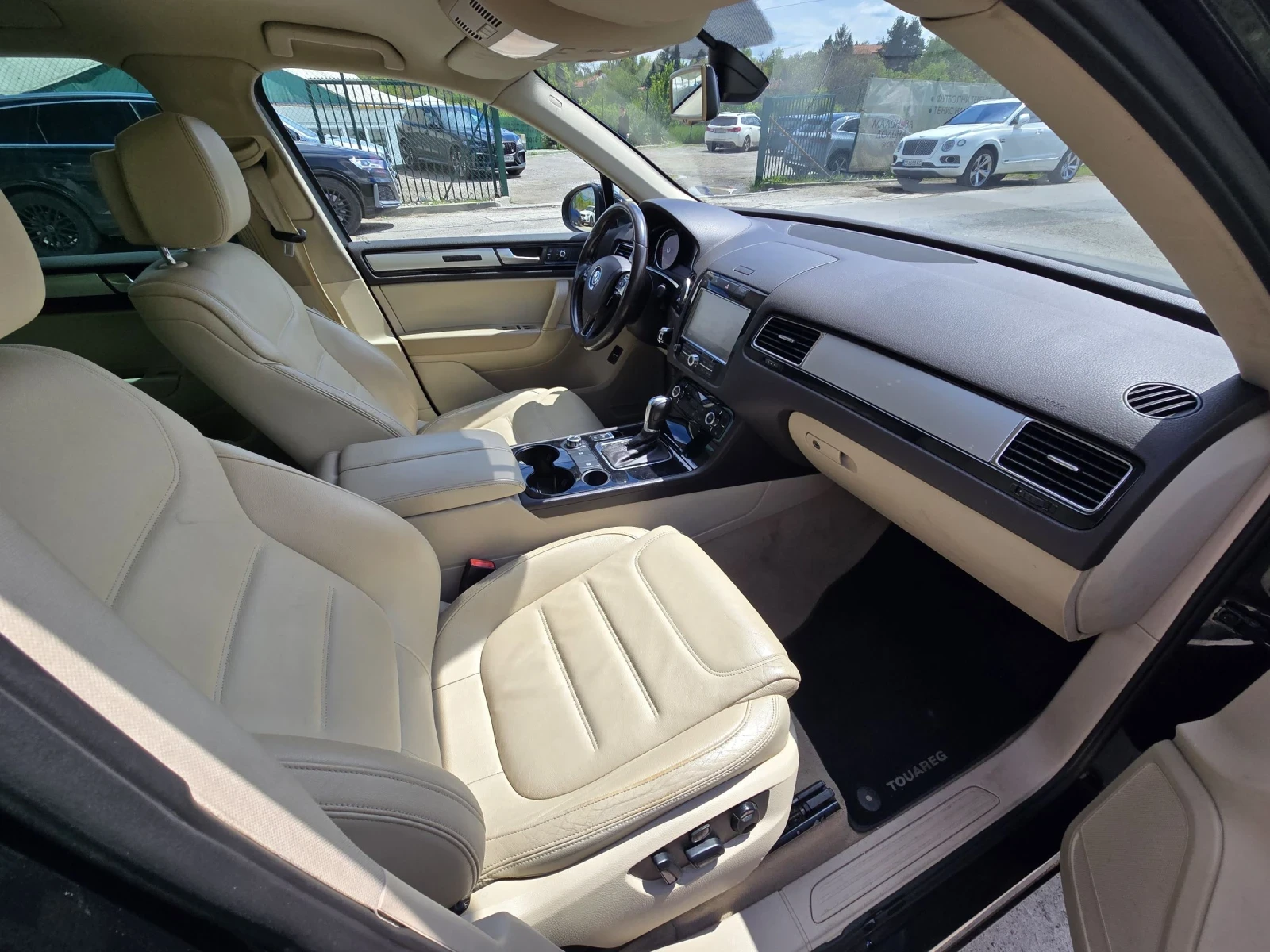 VW Touareg SPORT/20ZOL, снимка 11 - Автомобили и джипове - 54387465