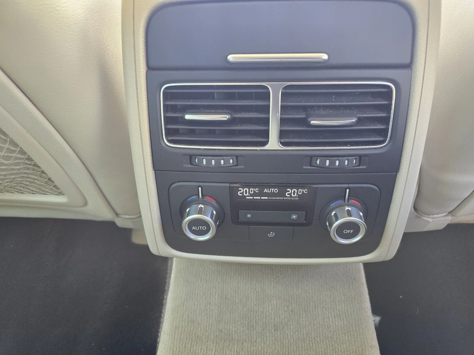 VW Touareg SPORT/20ZOL, снимка 13 - Автомобили и джипове - 54387465