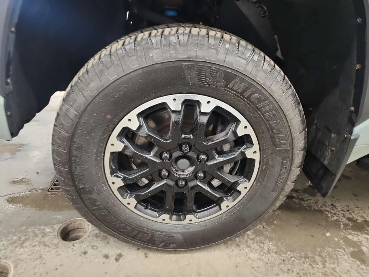 Toyota Tundra LIMITED CREW CAB SHORT BED * CARFAX * Без инцидент, снимка 15 - Автомобили и джипове - 54424754