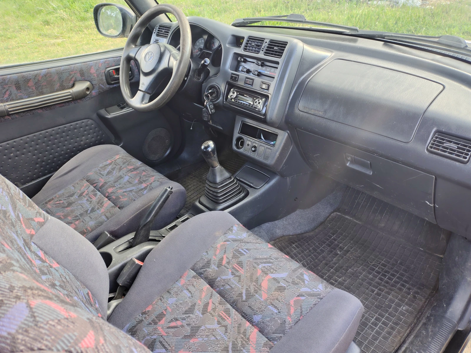 Toyota Rav4 4х4, снимка 9 - Автомобили и джипове - 54698116
