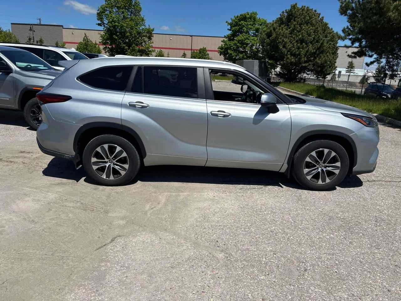 Toyota Highlander * AWD * ПОДГРЕВИ * КАМЕРА * NAVI, снимка 14 - Автомобили и джипове - 54711092