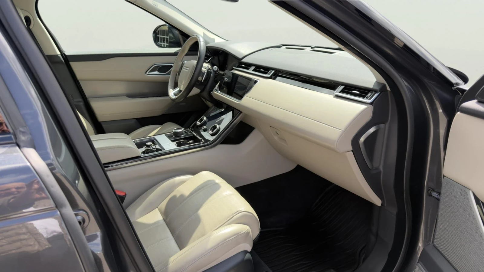Land Rover Range Rover Velar 3.0, снимка 9 - Автомобили и джипове - 54795651