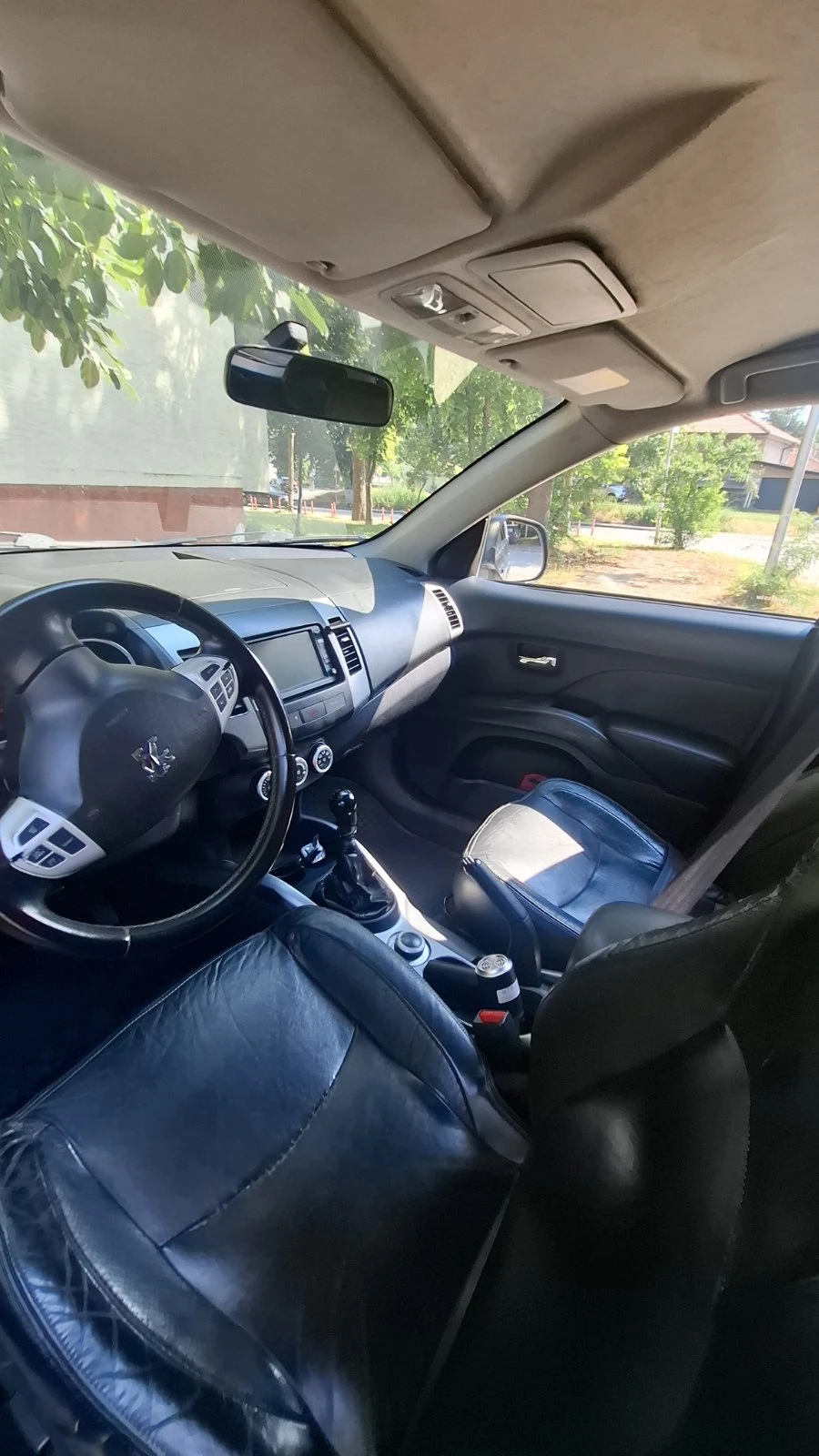 Peugeot 4007 2.2 HDI, снимка 15 - Автомобили и джипове - 55093237