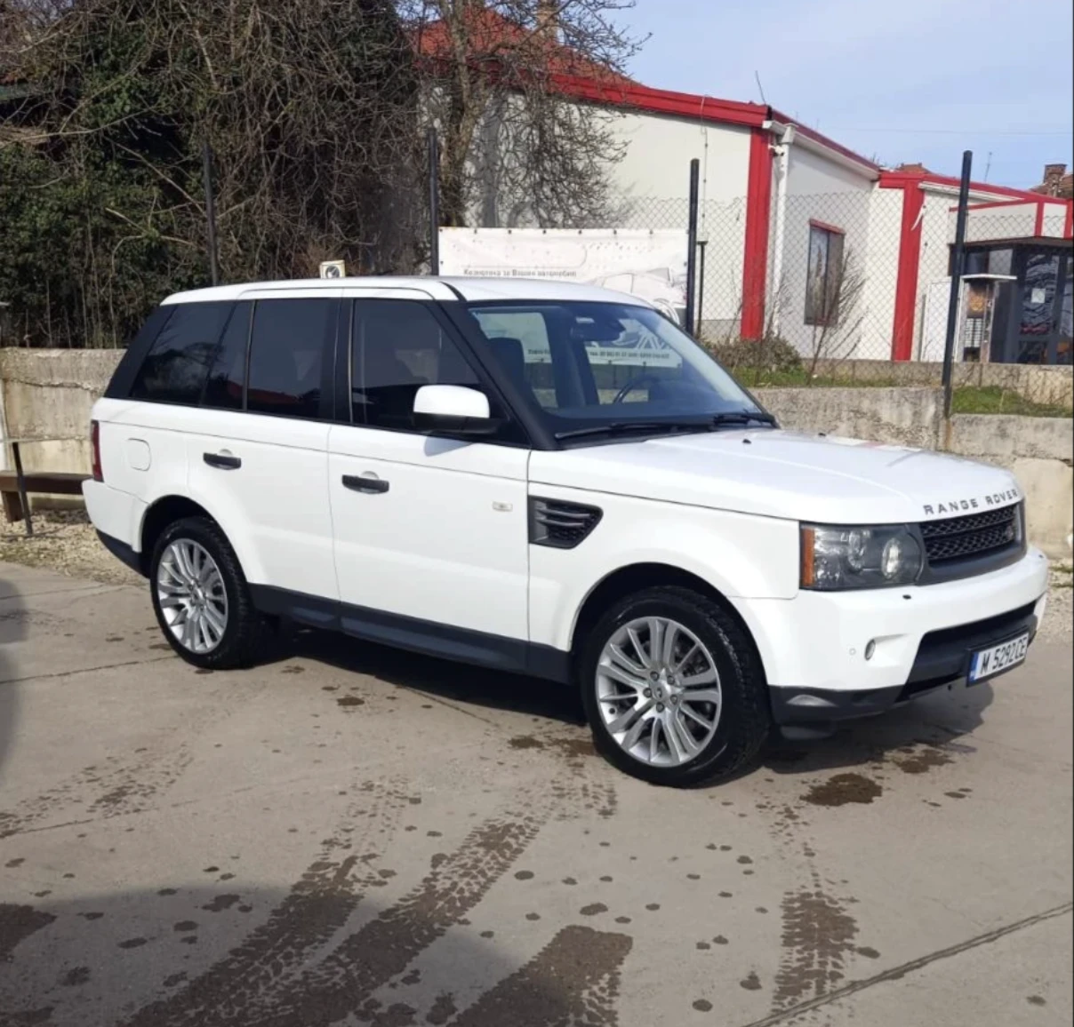 Land Rover Range Rover Sport 3.0D * HarmonKardon * АвтоКредит * (Налична в БГ)