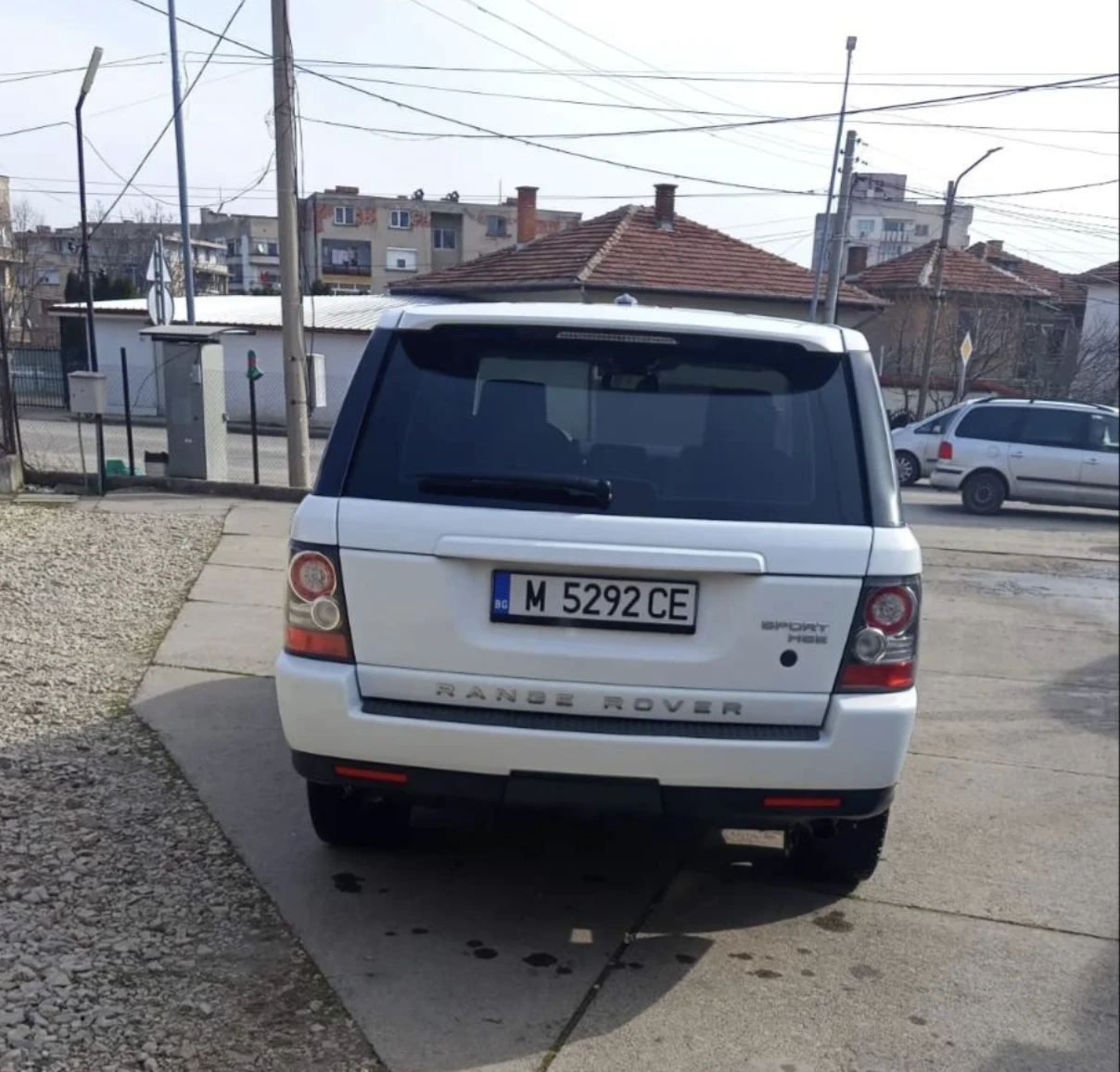 Land Rover Range Rover Sport 3.0D * HarmonKardon * АвтоКредит * (Налична в БГ), снимка 6 - Автомобили и джипове - 56214297