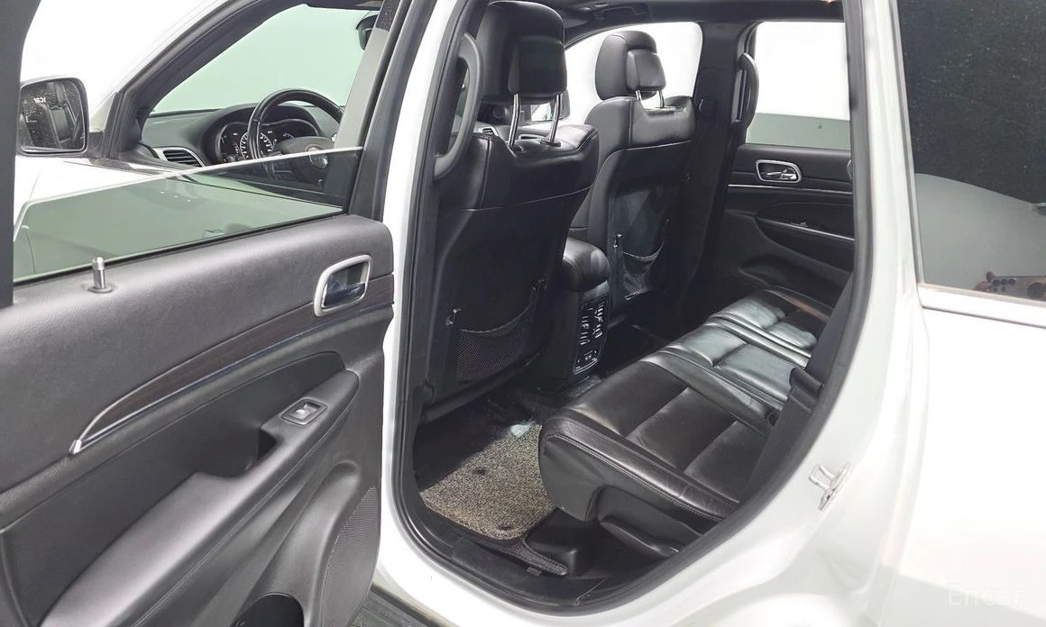Jeep Cherokee, снимка 12 - Автомобили и джипове - 56496395