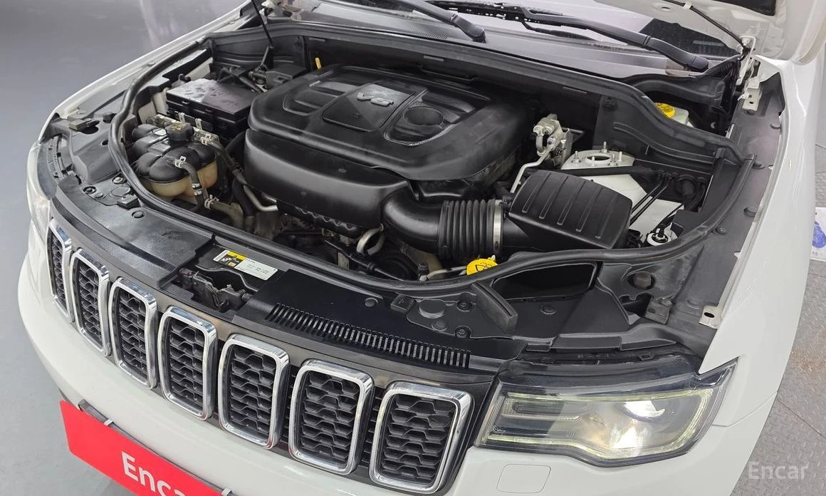 Jeep Cherokee, снимка 6 - Автомобили и джипове - 56496395
