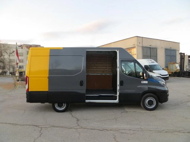 Iveco Daily 35S14 -12 КУБ.М-МЕТАН, снимка 13 - Бусове и автобуси - 35225035