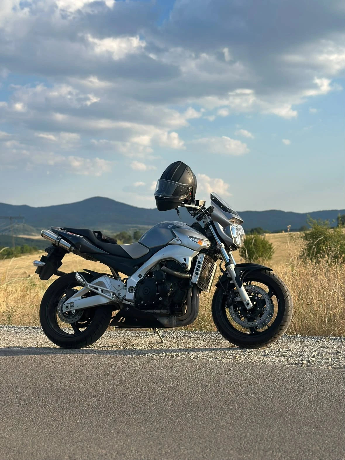 Suzuki Gsr 600