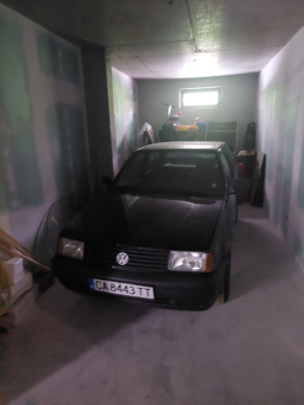 VW Polo 1, 3 i, снимка 1 - Автомобили и джипове - 45627153