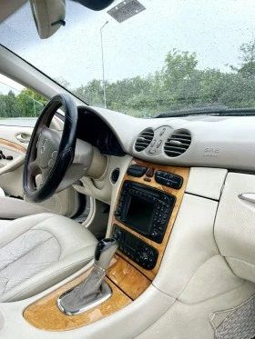 Mercedes-Benz CLK 270, снимка 12