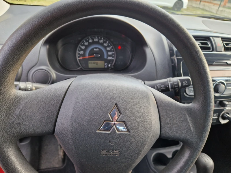 Mitsubishi Space star 1.0 Diamant Edition, снимка 8 - Автомобили и джипове - 46776778