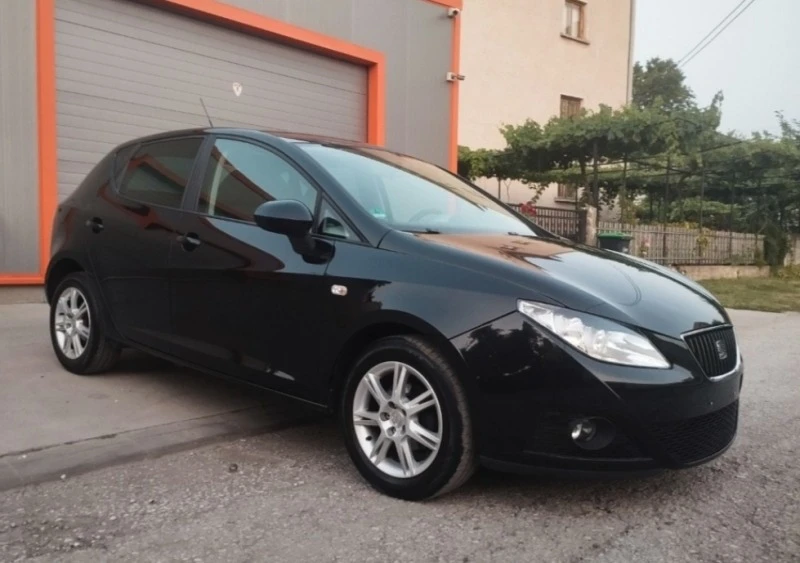 Seat Ibiza 1.6, снимка 7 - Автомобили и джипове - 48079542