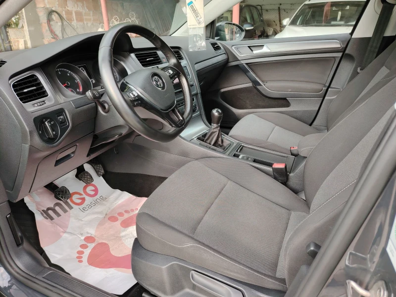 VW Golf 1.6 TDI, снимка 13 - Автомобили и джипове - 47057345