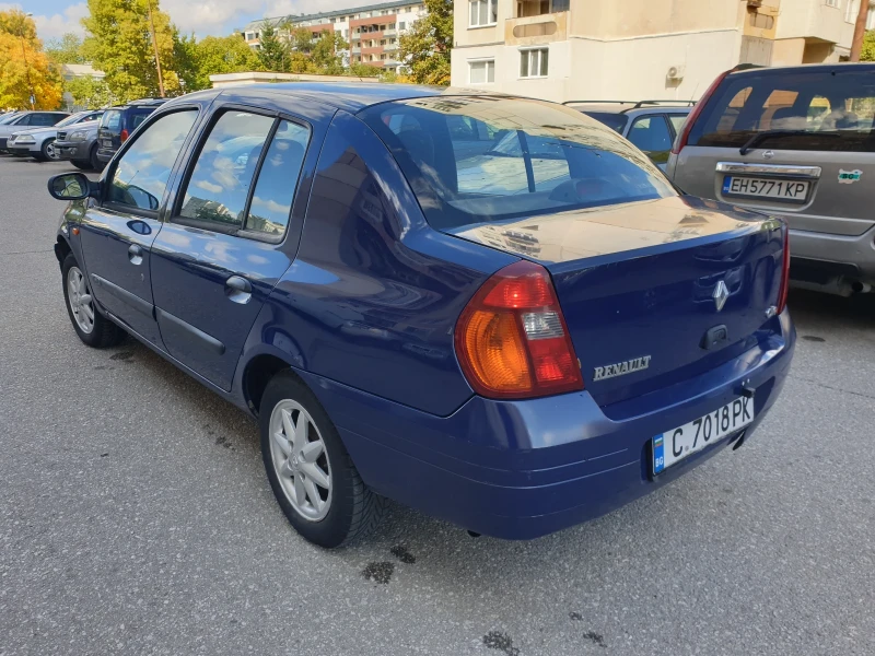 Renault Symbol, снимка 6 - Автомобили и джипове - 47494292