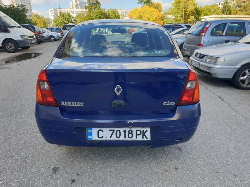 Renault Symbol, снимка 5 - Автомобили и джипове - 47494292