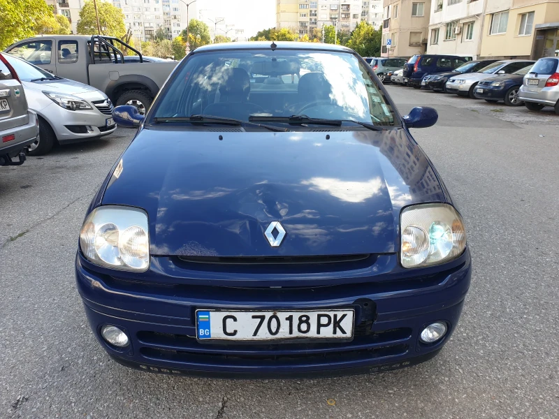 Renault Symbol, снимка 2 - Автомобили и джипове - 47494292