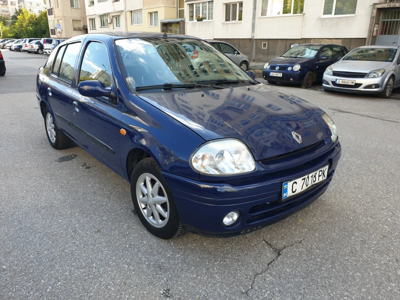 Renault Symbol, снимка 4 - Автомобили и джипове - 47494292