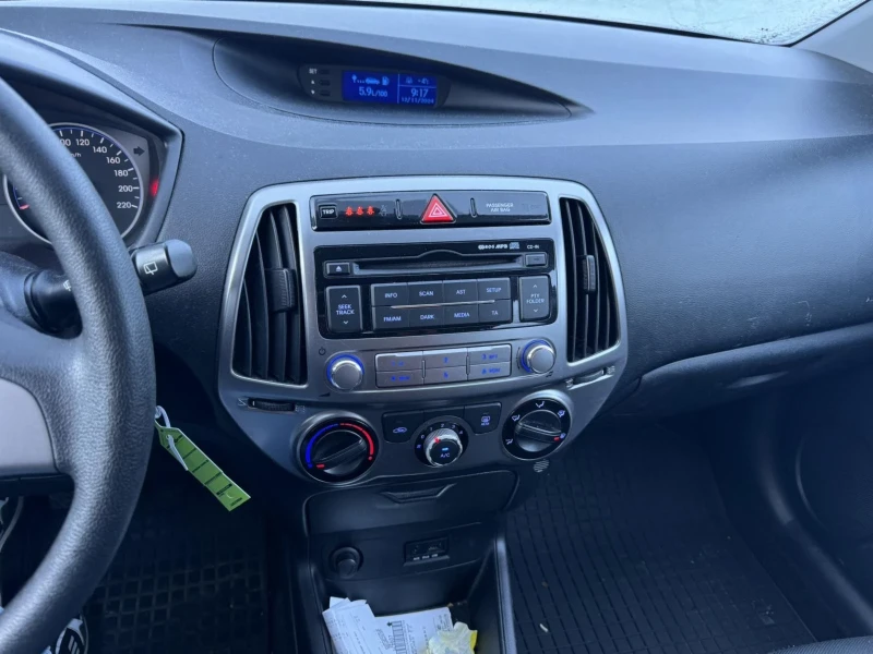 Hyundai I20 70хил.км, снимка 17 - Автомобили и джипове - 48920951