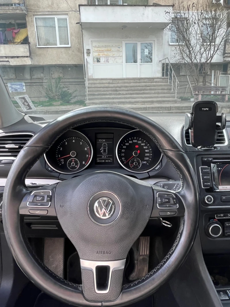 VW Golf, снимка 6 - Автомобили и джипове - 49519177