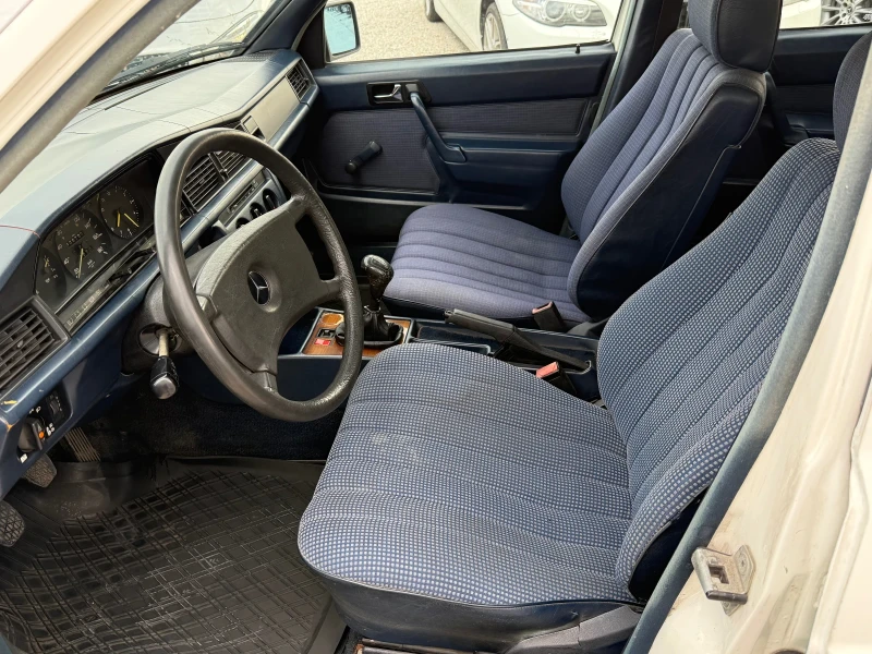 Mercedes-Benz 190 2.0D* 1985г* БЕЗ РЪЖДИ* ТЯСНАТА ЛАЙСНА* , снимка 8 - Автомобили и джипове - 51310039