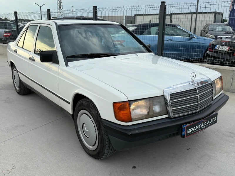 Mercedes-Benz 190 2.0D* 1985г* БЕЗ РЪЖДИ* ТЯСНАТА ЛАЙСНА* , снимка 3 - Автомобили и джипове - 51310039