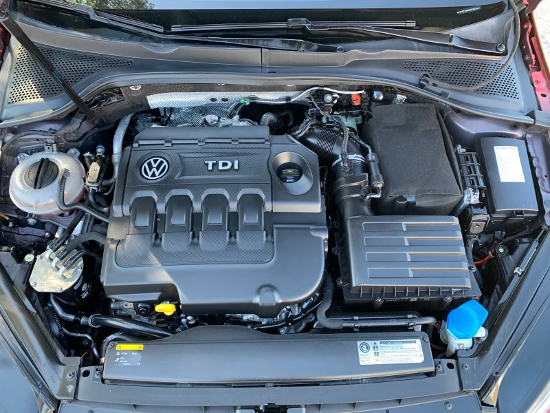 VW Golf 2.0TDI ALLTRACK, снимка 14 - Автомобили и джипове - 51809844