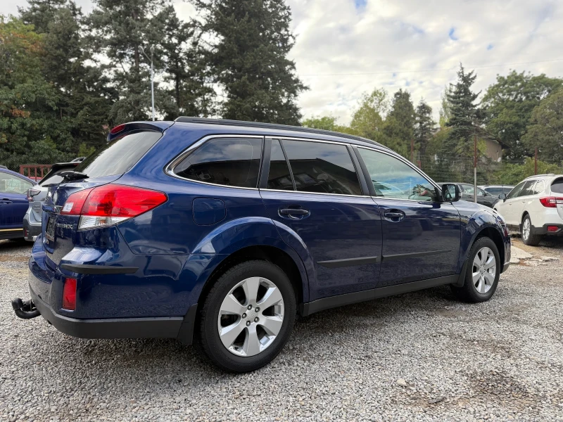 Subaru Outback 2.5 EXECUTIVE, снимка 4 - Автомобили и джипове - 51884216