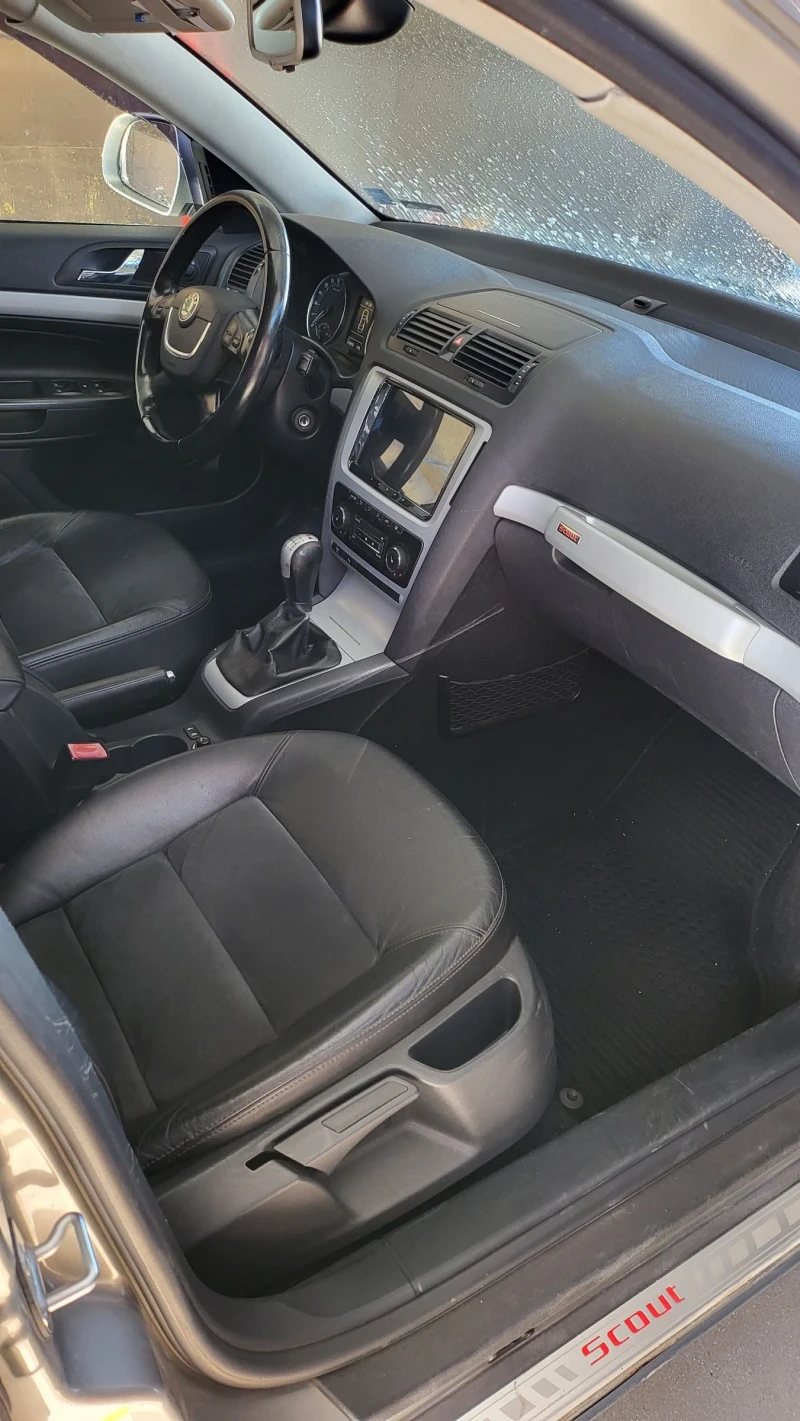 Skoda Octavia Скаут, снимка 6 - Автомобили и джипове - 52665082