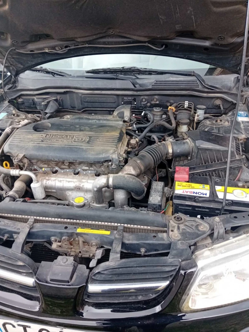 Nissan Almera 2.2, снимка 10 - Автомобили и джипове - 52546922