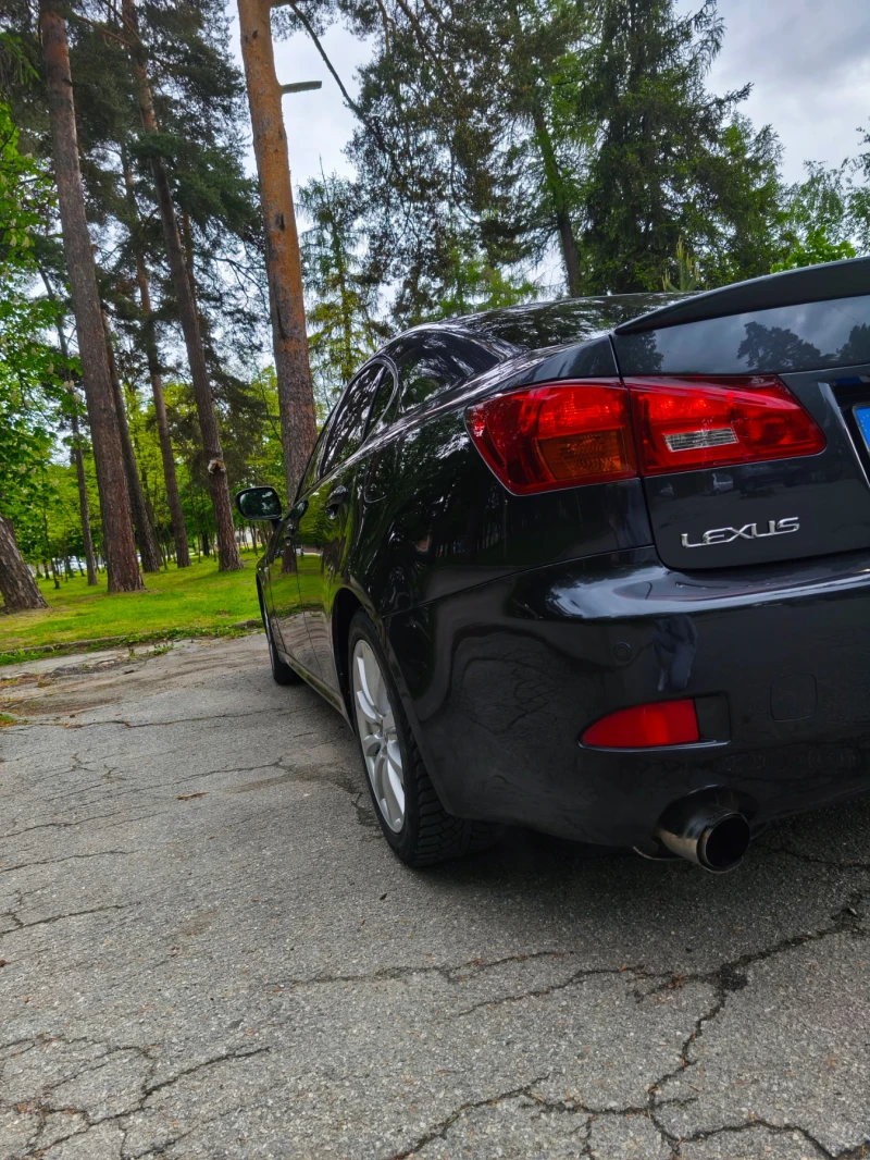Lexus IS 250, снимка 3 - Автомобили и джипове - 52553744