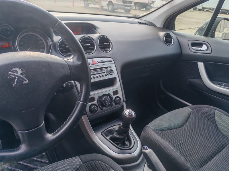 Peugeot 308 Фейслифт! , снимка 8 - Автомобили и джипове - 52679064