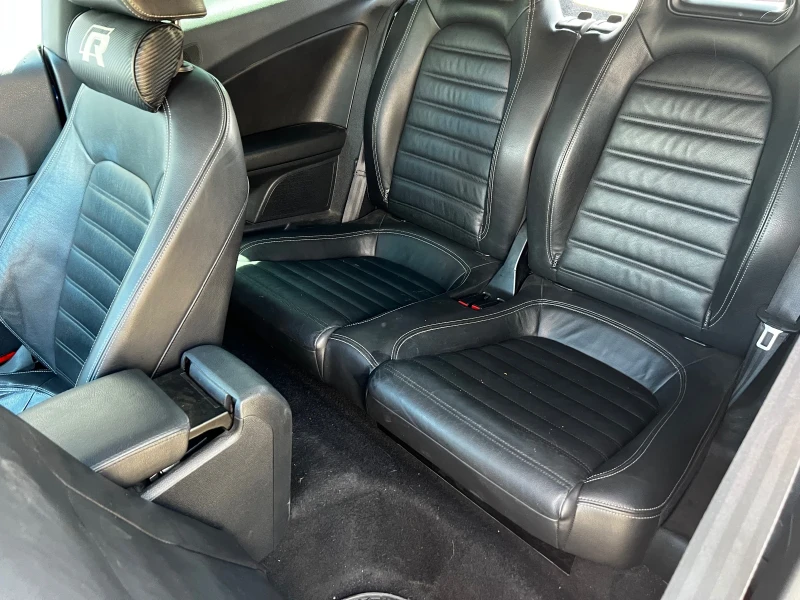 VW Scirocco 2.0TDI GT, снимка 10 - Автомобили и джипове - 53189634