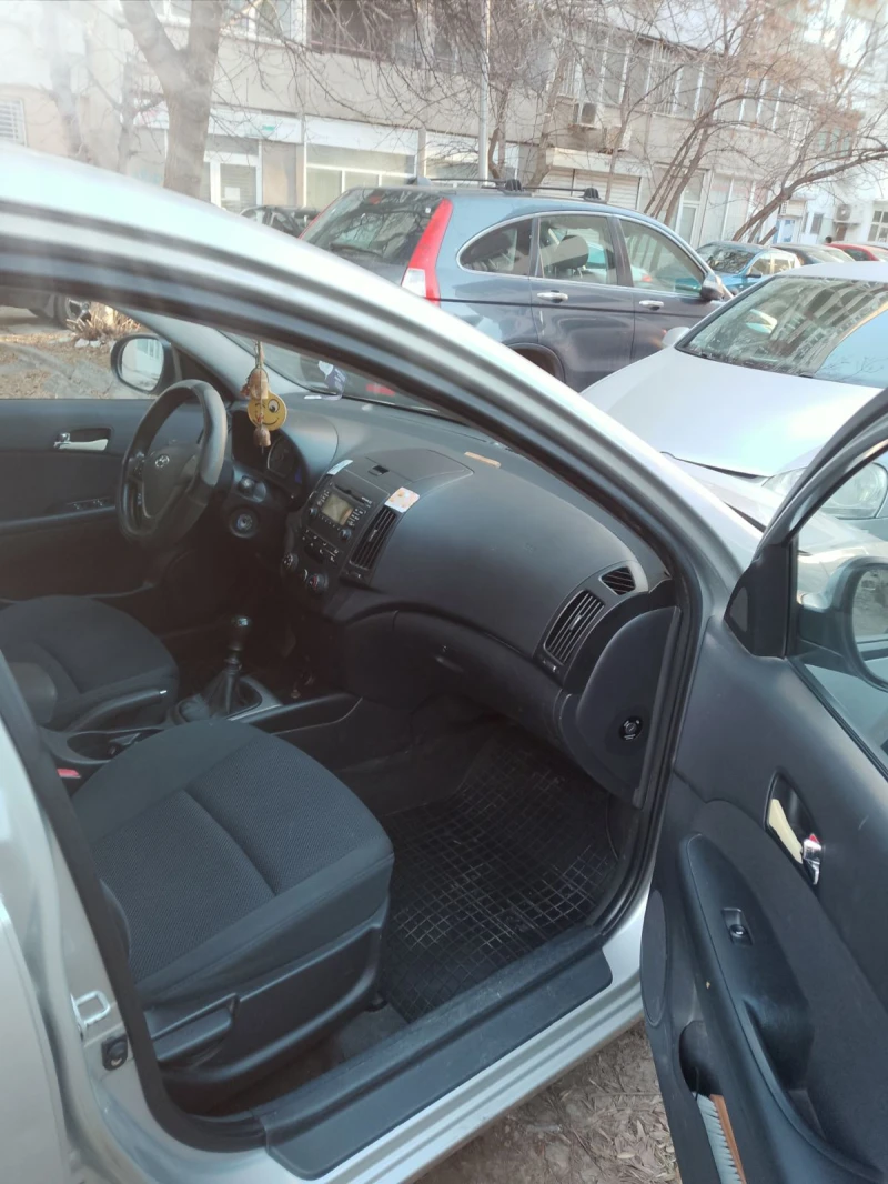 Hyundai I30, снимка 7 - Автомобили и джипове - 53204357